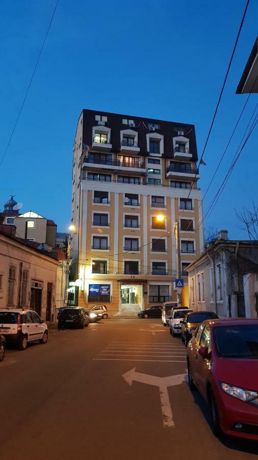 Arbans Cosy Modern In The Center Appartamento